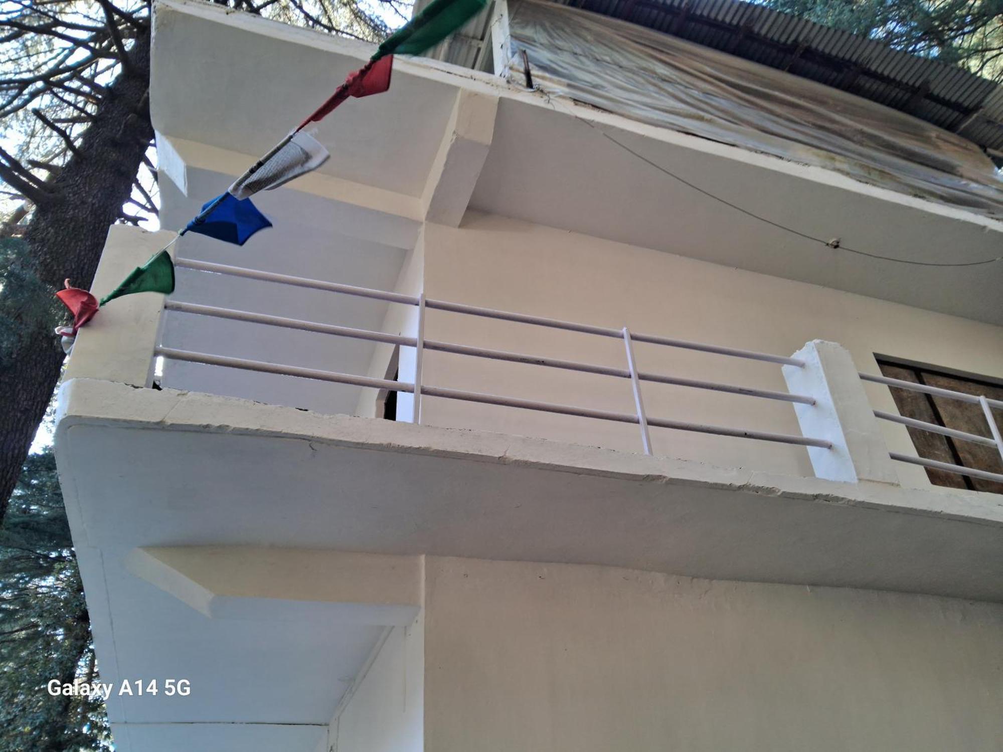 Hostel Himalayan Triund Trekking And Mountain View Dharamshala Exterior foto